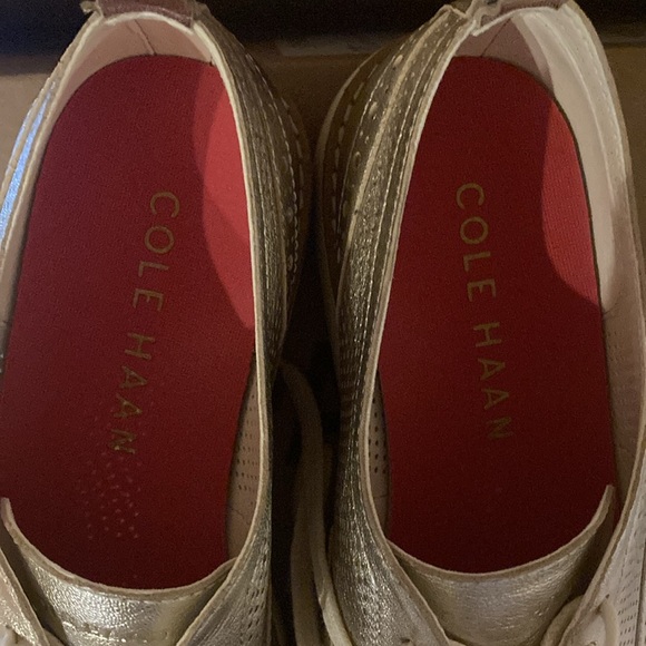 Cole Haan Gold Women’s Grand Wingtip Oxford Platform sz 6.5 - Picture 6 of 7